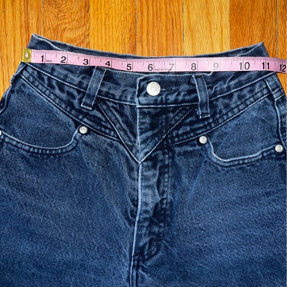 BAREBACK ROPERS - Picture 8 of 12